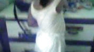 Príťažlivá brunetka v bielej sukni šukal v každej diere - 2022-04-02 01:51:00